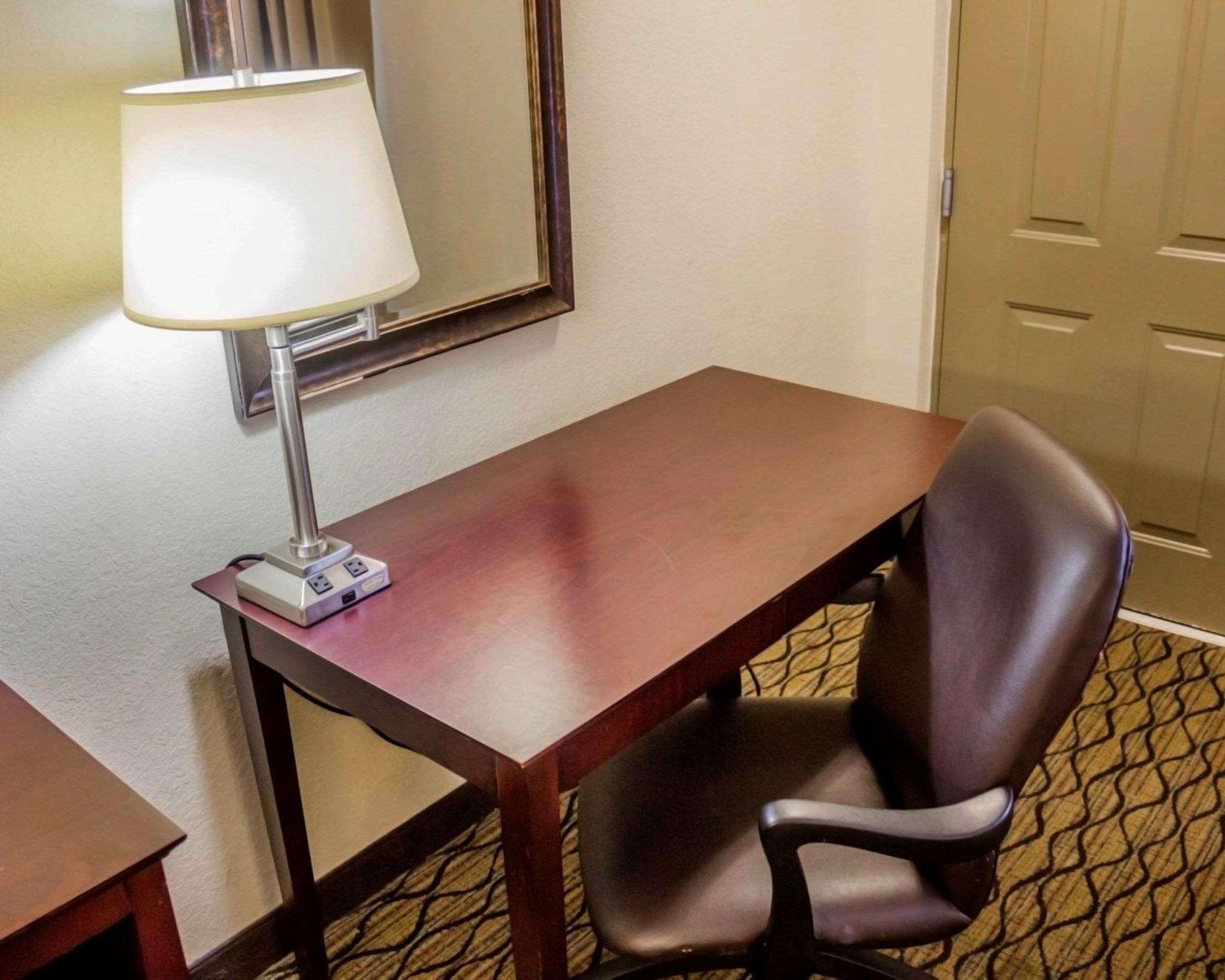 Quality Inn Waterbury Ngoại thất bức ảnh