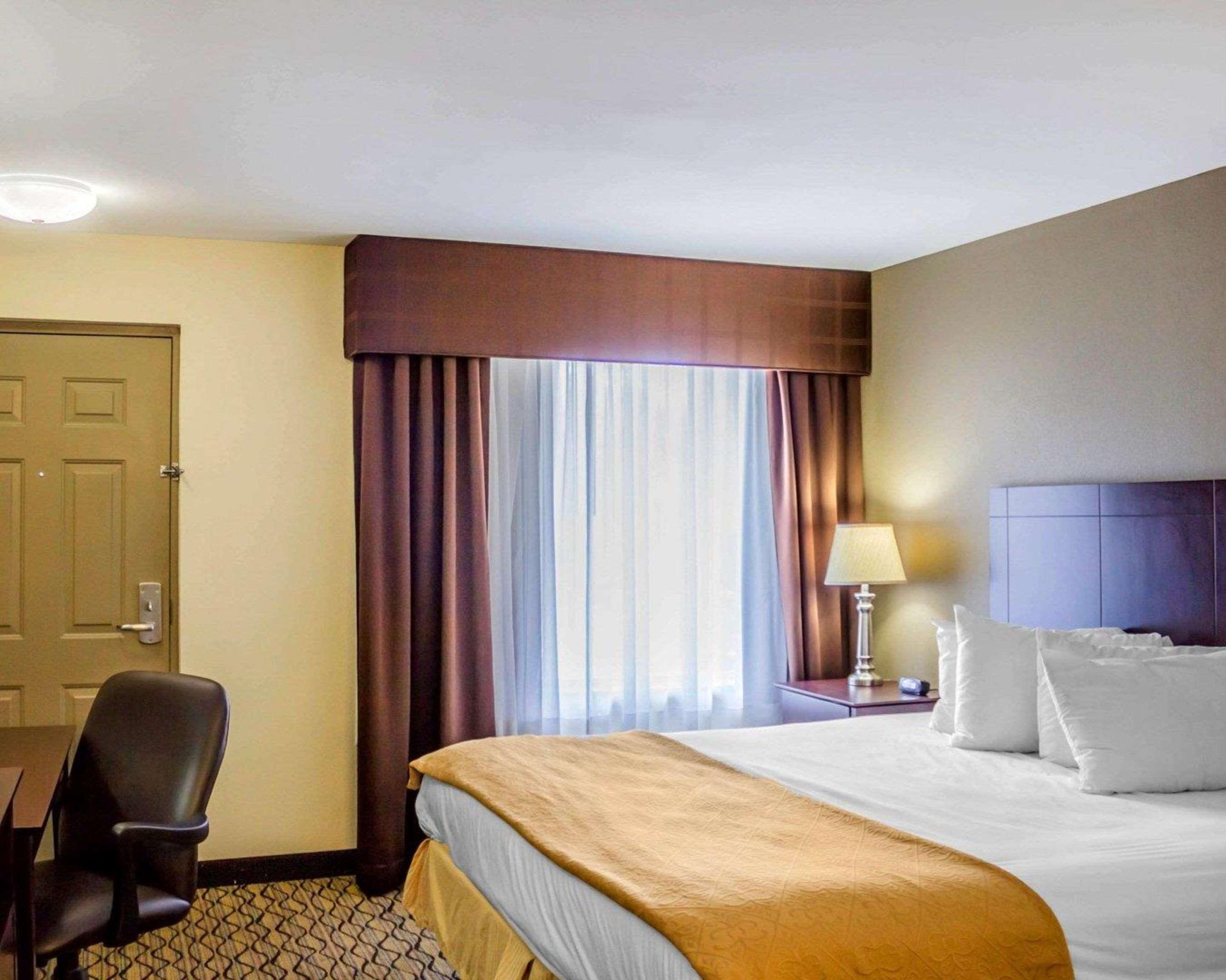 Quality Inn Waterbury Ngoại thất bức ảnh