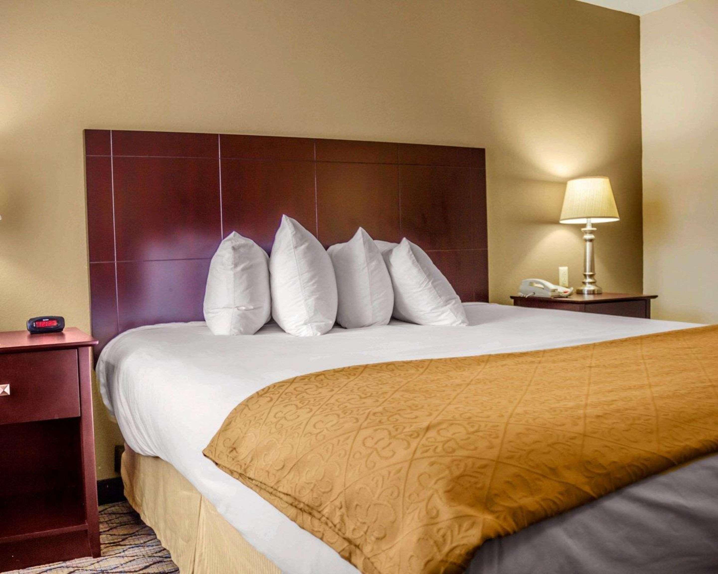 Quality Inn Waterbury Ngoại thất bức ảnh