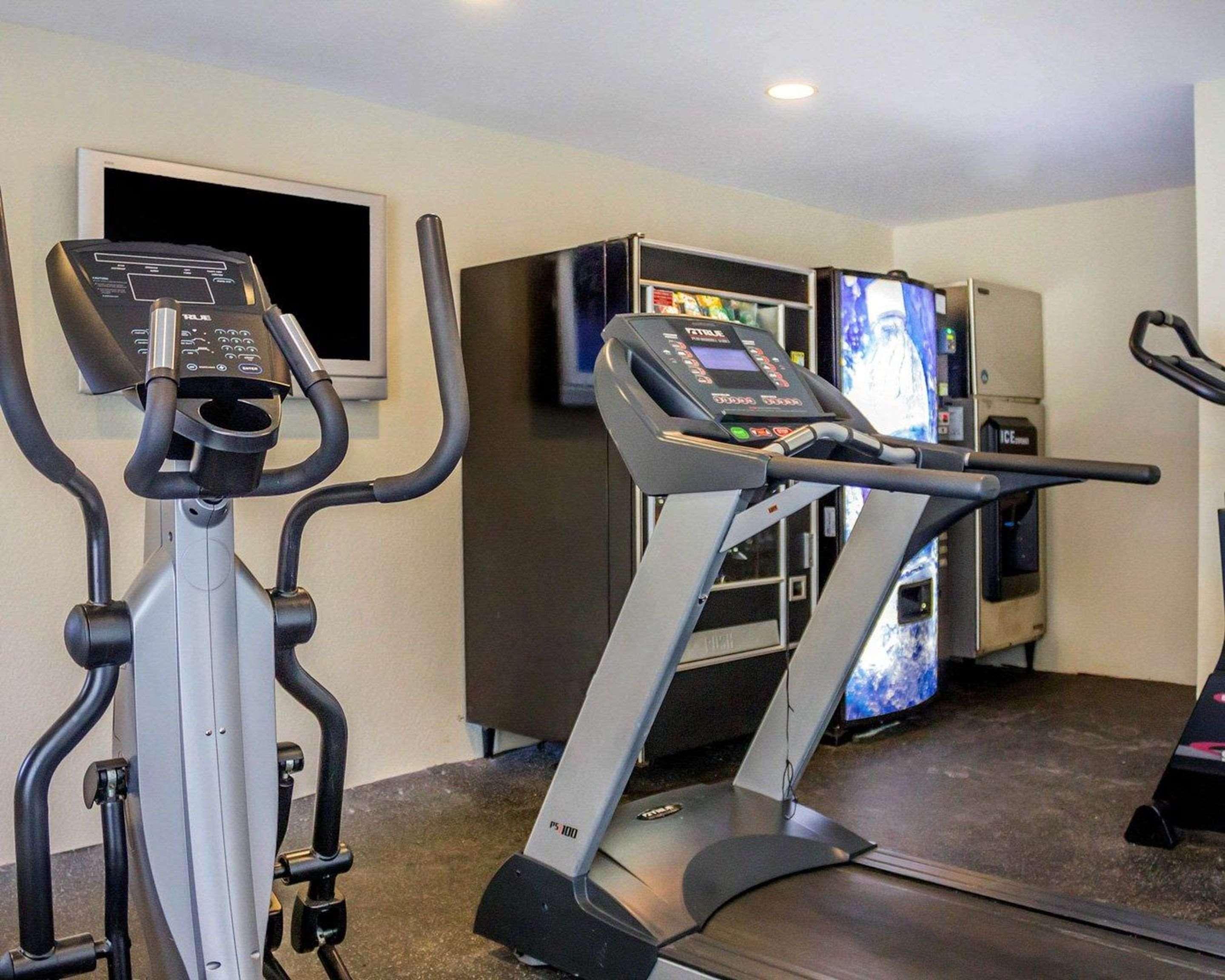 Quality Inn Waterbury Ngoại thất bức ảnh