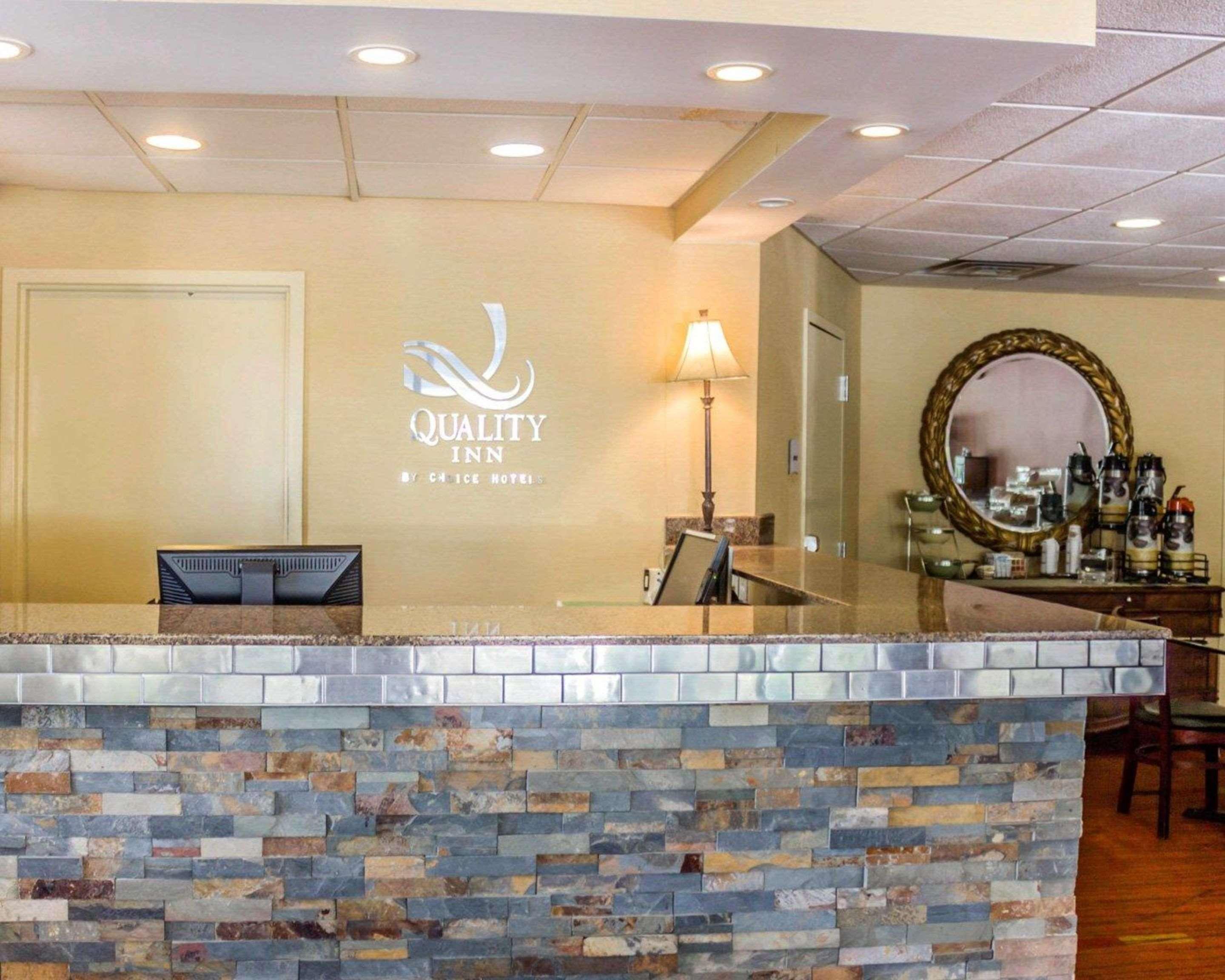 Quality Inn Waterbury Ngoại thất bức ảnh