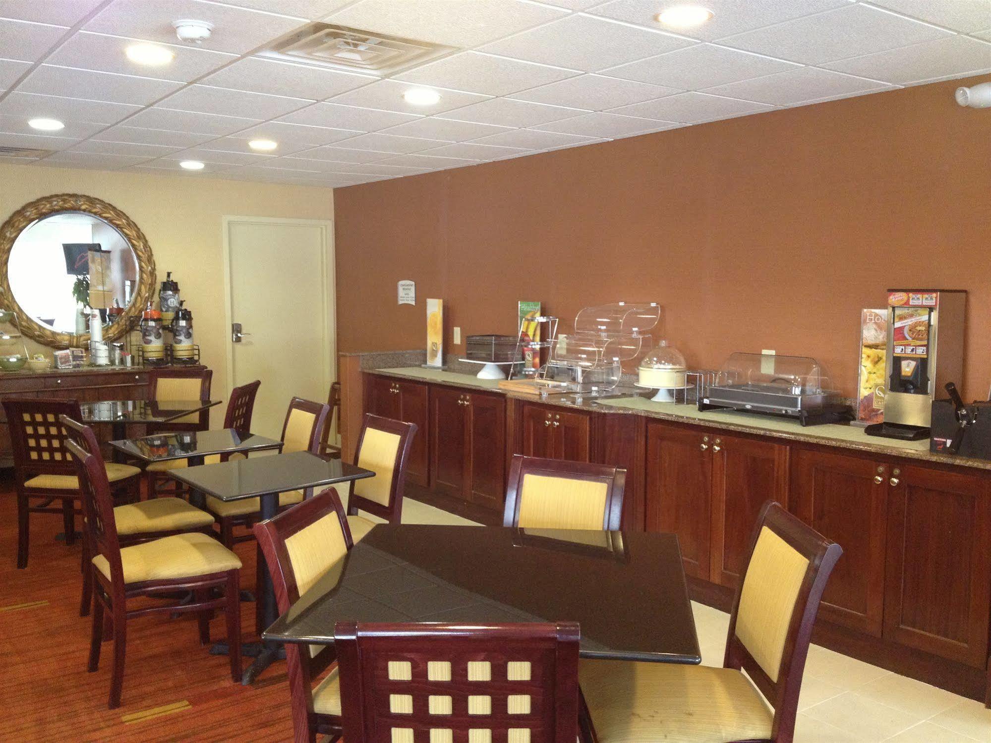 Quality Inn Waterbury Ngoại thất bức ảnh
